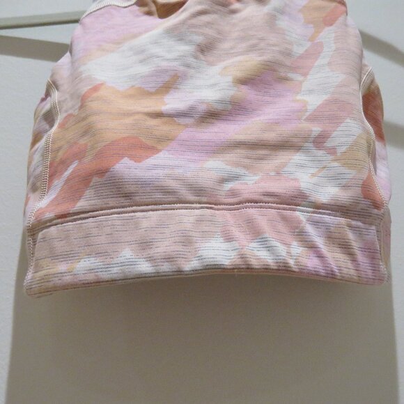 OUTDOOR VOICES Tech Sweat Racerback Sports Bra in Coral Stroke Camo Athleisure - Picture 8 of 13